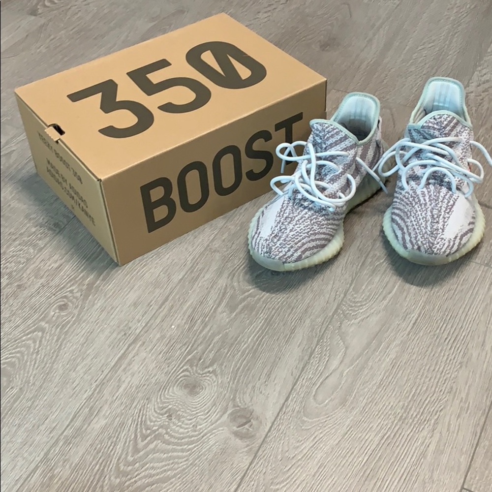 COPY - Adidas YEEZYS